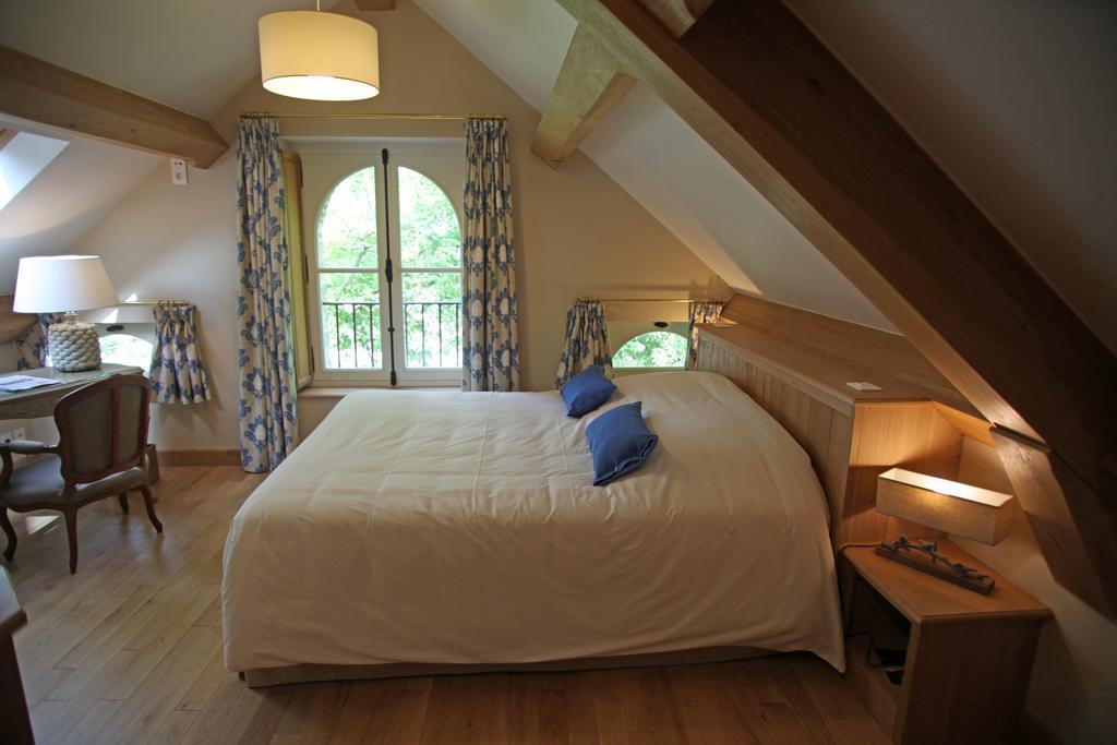 Chateau-Hotel De Bourron Eksteriør bilde